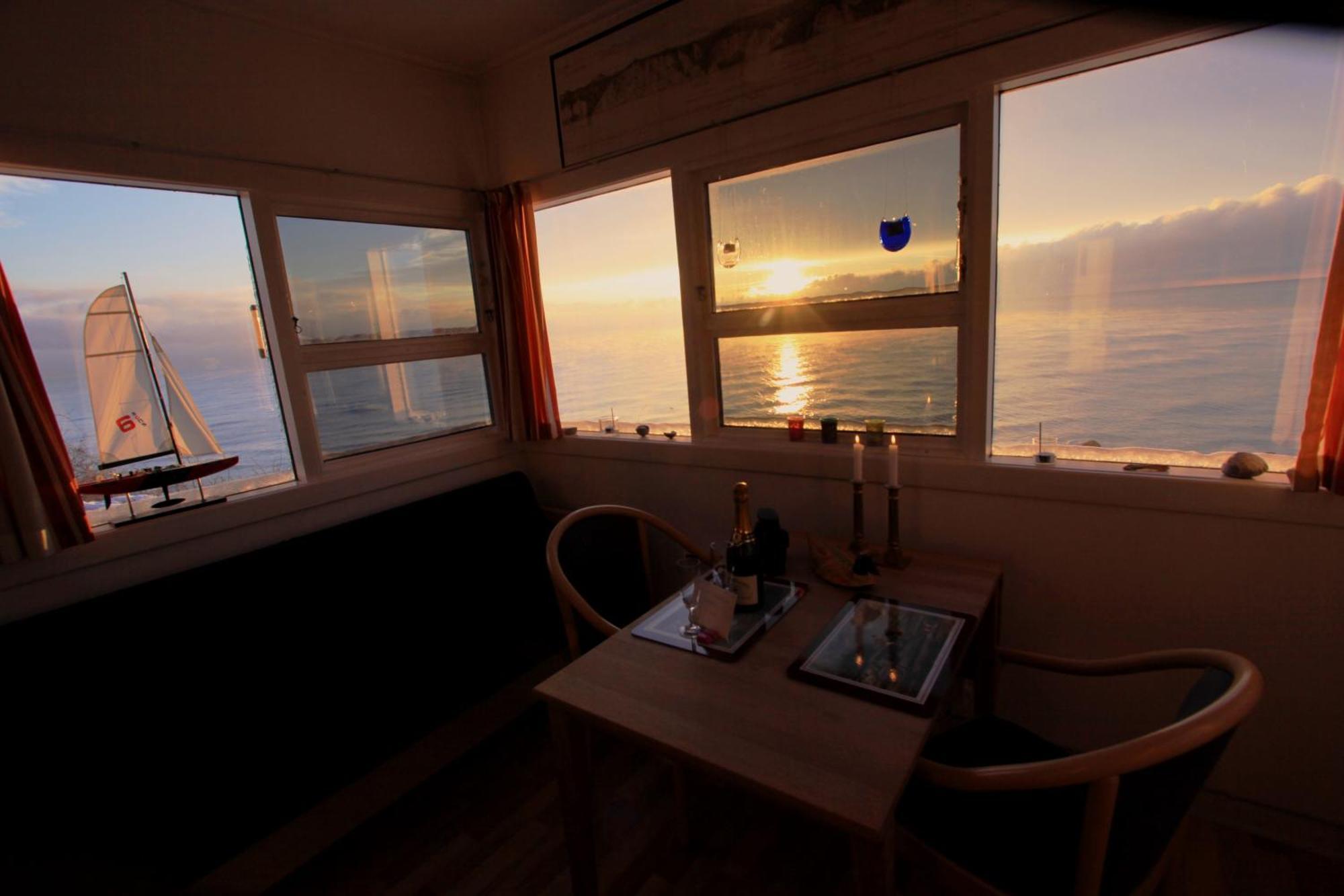 The Lighthouse Cabin Borre Exterior photo